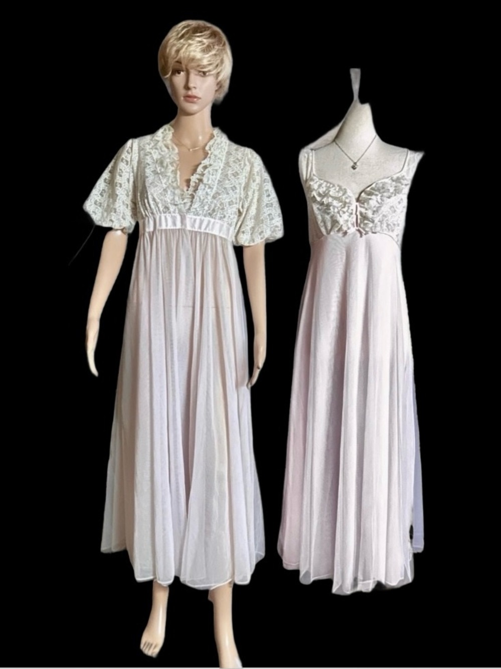 Radcliffe ~ Vintage (70’s) ~ Small ~ Pink W/ White Lace ~ Robe & Nightgown Set